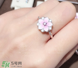 潘多拉2017新品桃花系列在哪里買？pandora桃花系列國內(nèi)有賣嗎？