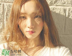 李圣經(jīng)同款美瞳 李圣經(jīng)美瞳什么牌子？
