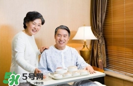 血管性頭痛可以根治嗎？血管性頭痛和神經(jīng)性頭痛的區(qū)別