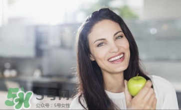 經(jīng)期頭痛惡心是怎么回事？經(jīng)期頭痛的治療方法