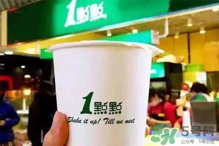 喝一點點奶蓋要攪拌嗎？奶蓋直接喝還是用吸管？