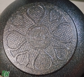 麥飯石鍋是什么材質(zhì)？麥飯石鍋是石頭做的嗎？