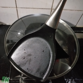 麥飯石鍋是什么材質(zhì)？麥飯石鍋是石頭做的嗎？