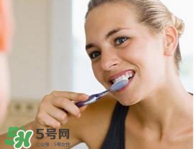 刷牙老是出血是怎么回事？刷牙老是出血怎么辦