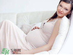 胎動(dòng)和宮縮的區(qū)別？胎動(dòng)和宮縮怎么區(qū)分？