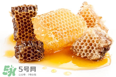 過(guò)敏性鼻炎可以吃蜂蜜嗎？過(guò)敏性鼻炎能不能吃蜂蜜？