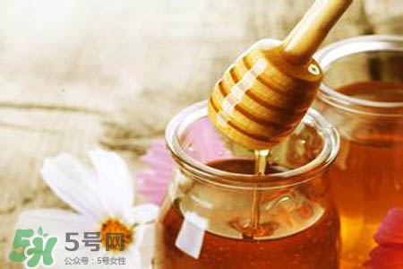 過(guò)敏性鼻炎可以吃蜂蜜嗎？過(guò)敏性鼻炎能不能吃蜂蜜？