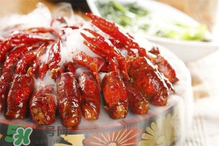 小龍蝦可以和吃櫻桃嗎？小龍蝦和櫻桃能一起吃嗎？