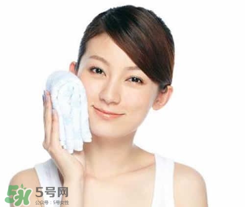 熱毛巾敷臉要幾分鐘？熱毛巾敷臉要多久？