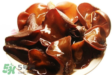 手術(shù)后能吃黑木耳嗎？做完手術(shù)可以吃黑木耳嗎？