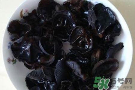 黑木耳泡發(fā)要多久？泡發(fā)木耳需要多長時(shí)間？