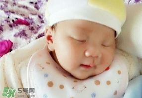 嬰兒濕疹是什么引起的？嬰兒濕疹是什么原因