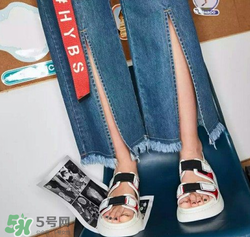 牛仔闊腿褲搭配什么鞋子？闊腿牛仔褲搭配什么鞋子好看？