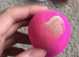 beauty blender美妝蛋和rt美妝蛋哪個好？