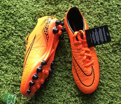 nike毒蜂頂級(jí)和次級(jí)有什么區(qū)別？耐克毒蜂頂級(jí)次級(jí)對(duì)比