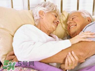 老年人還能性生活嗎？老年人的性生活需要注意什么？