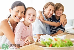 經常胃痛吃什么食物好？胃痛吃什么食物好得快