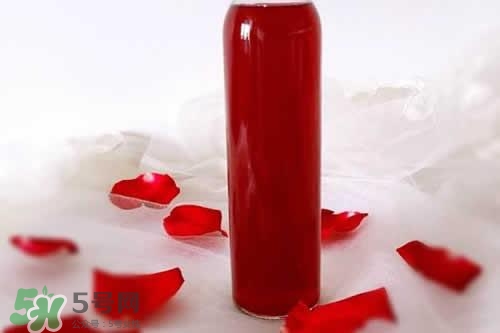 玫瑰水可以天天用嗎？玫瑰水多久用一次比較好？
