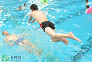 四月份可以游泳嗎？幾月份可以游泳？