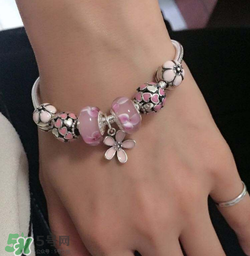 潘多拉桃花系列什么寓意？pandora桃花系列的寓意是什么？