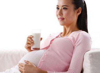 女人補(bǔ)鈣吃什么鈣片好？補(bǔ)鈣鈣片哪個(gè)牌子好
