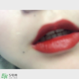 辣椒紅是什么顏色？辣椒紅口紅色號試色