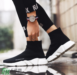 今年流行乾隆皇帝的鞋是什么鞋？乾隆皇帝的鞋就是襪子鞋嗎？