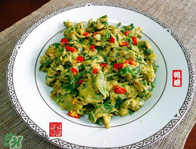 香椿可以炒鵝蛋嗎？香椿和鵝蛋能一起吃嗎？