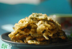 香椿能和魚(yú)一起吃嗎？香椿和魚(yú)能一起吃嗎？