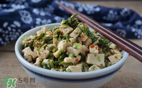 香椿炒豆腐怎么做好吃？香椿炒豆腐的做法
