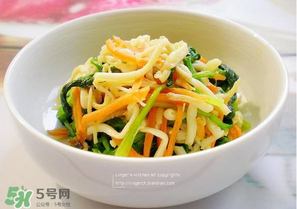 洋蔥和胡蘿卜能一起吃嗎？洋蔥和胡蘿卜可以一起炒嗎？