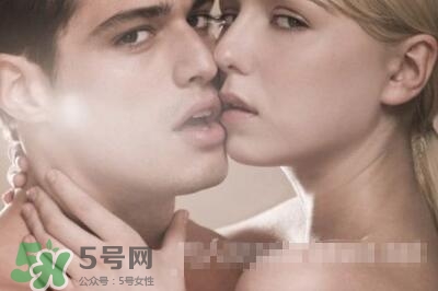 夫妻兩地分居怎么解決生理需求？夫妻兩地分居該如何相處？