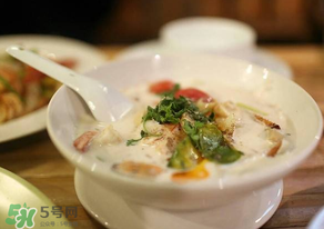 花甲能和豆腐一起吃嗎？花甲和豆腐能一起吃嗎？