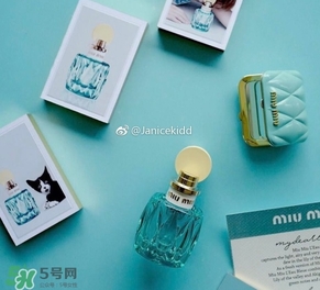 miu miu隨身鏡多少錢？miu miu限量隨身鏡價格上市時間