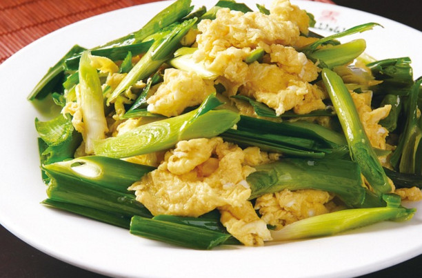 蒜苗是發(fā)物嗎？蒜苗是不是發(fā)物