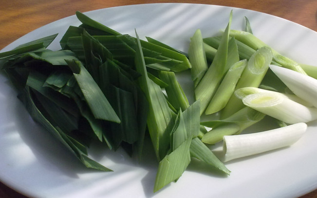 蒜苗是發(fā)物嗎？蒜苗是不是發(fā)物