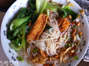 螺絲粉怎么煮好吃？網(wǎng)上買的螺絲粉怎么煮