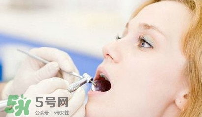 牙齒松動(dòng)能自己恢復(fù)嗎？牙齒松動(dòng)會(huì)自己恢復(fù)嗎