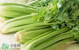 芹菜汁生喝一天幾次？芹菜汁生喝一次喝多少