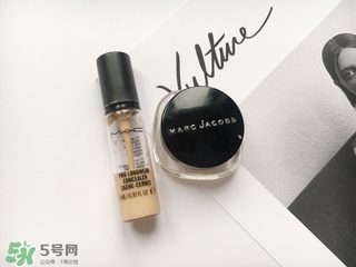 粉底液為什么會(huì)搓泥？粉底液搓泥的原因