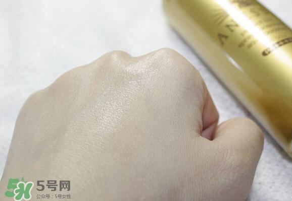 安耐曬噴霧可以帶上飛機(jī)嗎？安耐曬防曬噴霧可以托運(yùn)嗎？
