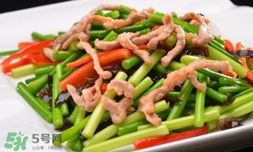 蒜苔炒肉怎么做才好吃？蒜苔炒肉的做法