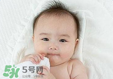 寶寶有鼻屎不通氣怎么辦？寶寶有鼻屎鼻塞怎么辦？