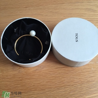 tous是什么牌子？tous桃絲熊是哪個(gè)國家的？