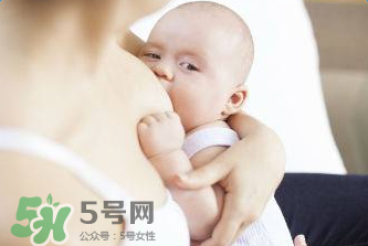 胸很大奶水卻很少怎么回事？胸大卻沒(méi)有奶水該怎么辦？