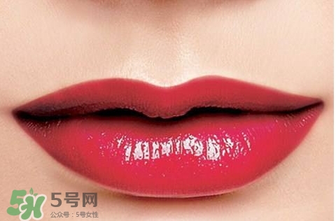 漂唇后嘴唇發(fā)黑怎么回事？漂唇后嘴唇發(fā)黑怎么辦？