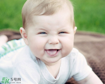 寶寶嗓子啞了該怎么辦？寶寶嗓子護養(yǎng)怎么做？