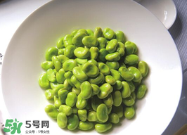 蠶豆和牛奶可以同吃嗎？吃蠶豆可以喝牛奶嗎？