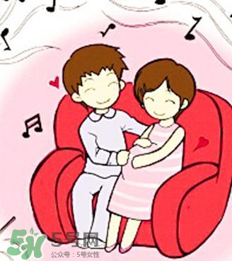 孕婦摸肚子對胎兒有什么危害嗎？孕婦摸肚子的正確方法？