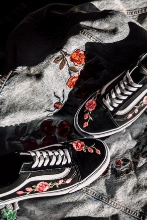 amac customs與vans高定鞋子多少錢？